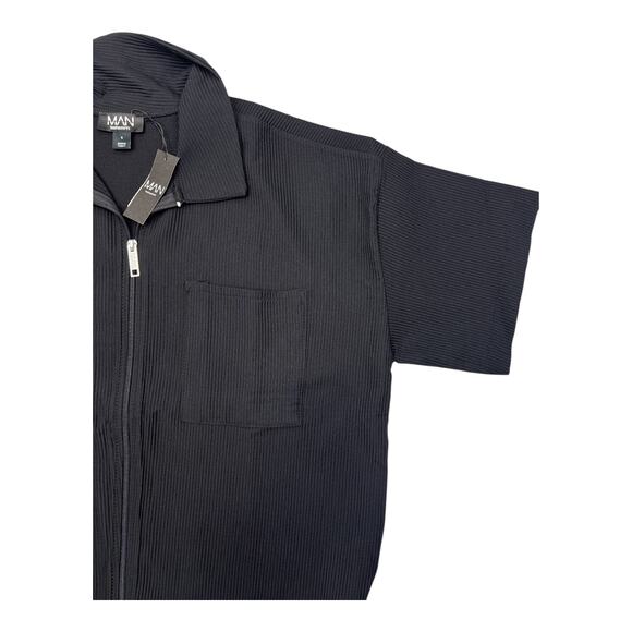 Boohoo Man Pleated Boxy Zip Through Collared Short Sleeve Shirt Size Small - Picture 5 of 7